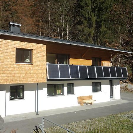 Caroline'S Appartement Au (Vorarlberg) الغرفة الصورة