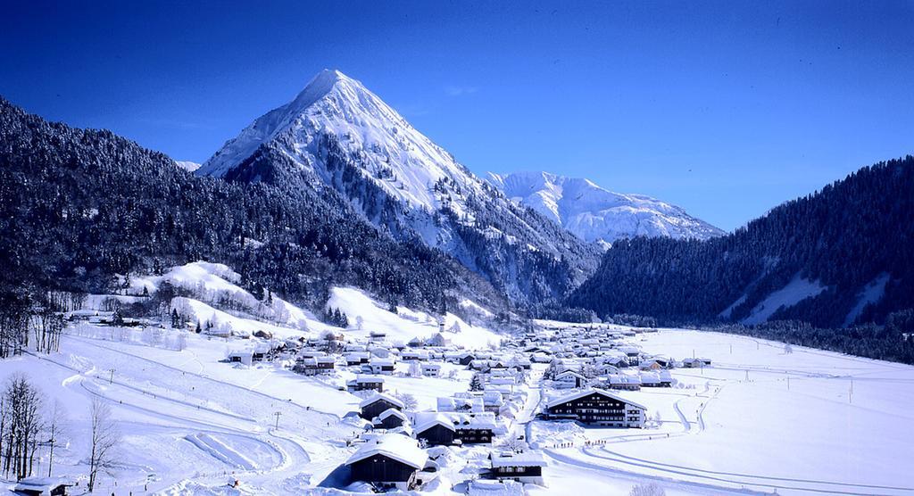Caroline'S Appartement Au (Vorarlberg) المظهر الخارجي الصورة
